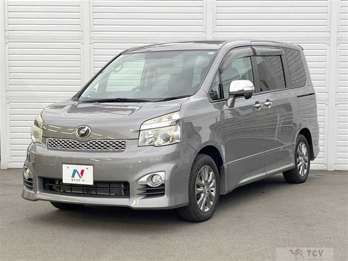 2013 Toyota Voxy
