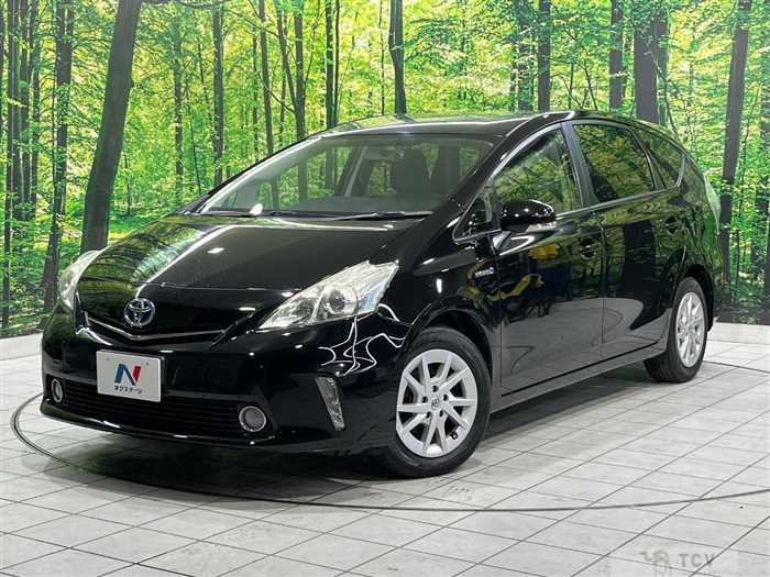 2013 Toyota PRIUS α
