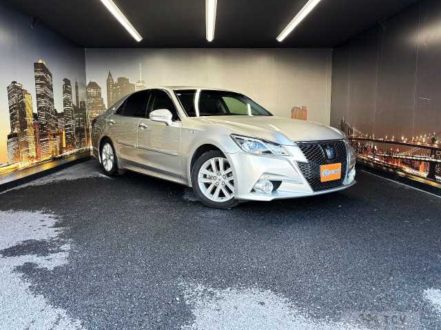 2013 Toyota Crown Athlete Series
