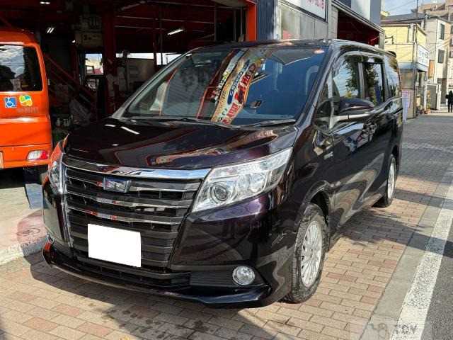 2016 Toyota Noah