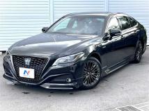 2020 Toyota Crown Hybrid