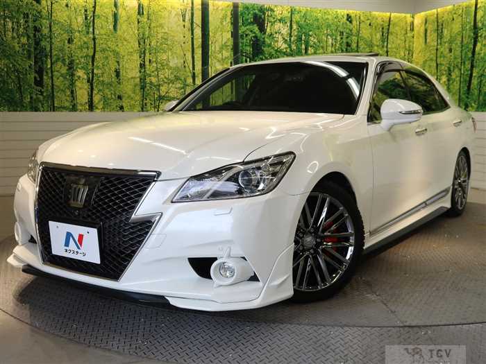 2014 Toyota Crown