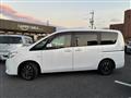 2011 Nissan Serena