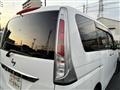 2011 Nissan Serena