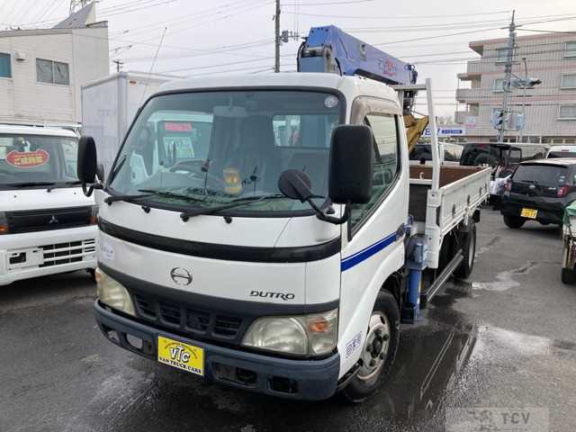 2004 Hino Dutro
