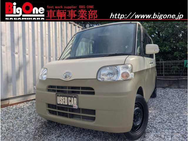 2011 Daihatsu Tanto