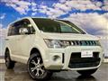 2010 Mitsubishi Delica D5