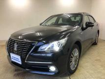 2015 Toyota Crown