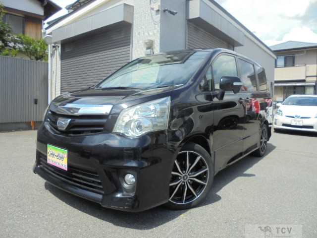 2010 Toyota Noah