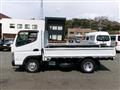 2014 Mitsubishi Canter