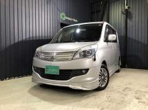 2012 Mitsubishi Delica