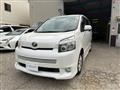 2007 Toyota Voxy