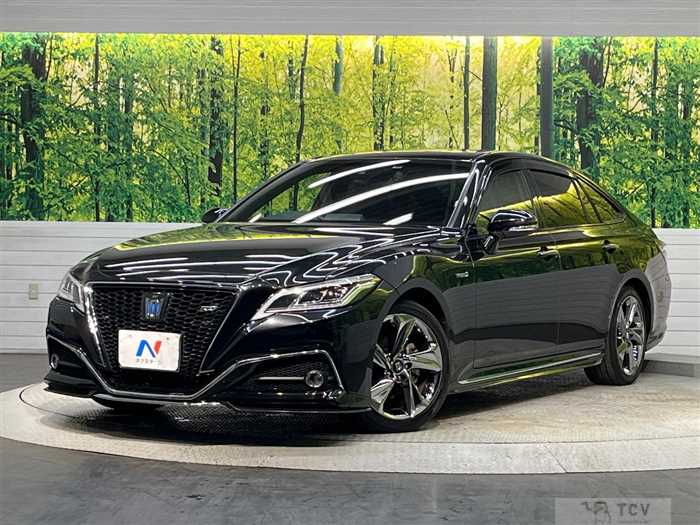 2019 Toyota Crown Hybrid