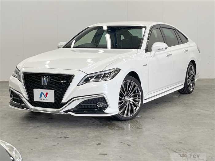 2018 Toyota Crown Hybrid