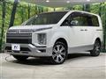 2019 Mitsubishi Delica D5