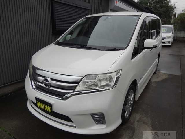 2013 Nissan Serena