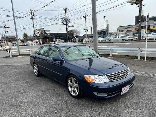 2000 Toyota Pronard
