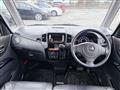 2010 Nissan ROOX