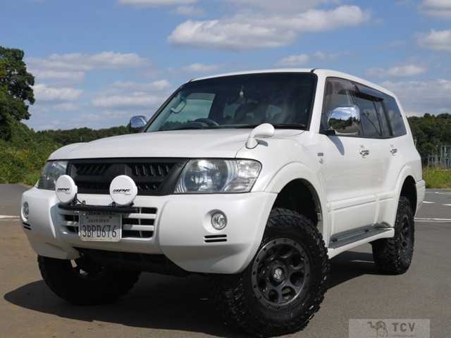 2005 Mitsubishi Pajero
