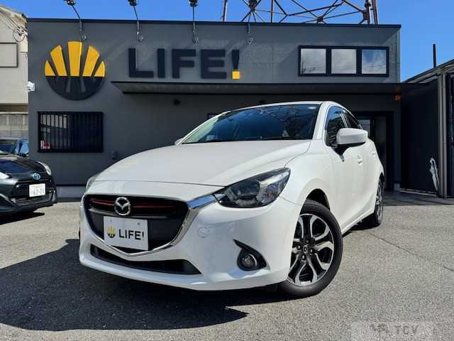 2015 Mazda Demio