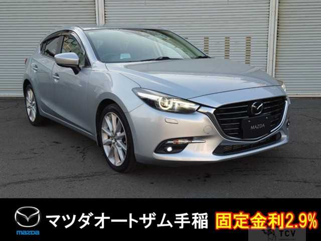 2017 Mazda Axela