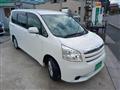 2008 Toyota Noah
