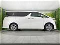 2022 Toyota Vellfire