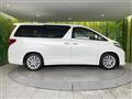 2013 Toyota Alphard