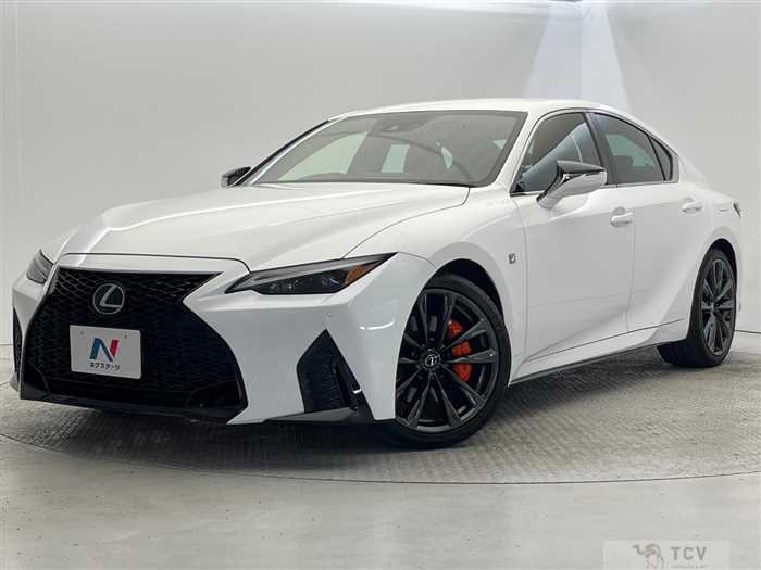 2022 Lexus IS