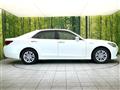 2013 Toyota Crown Hybrid