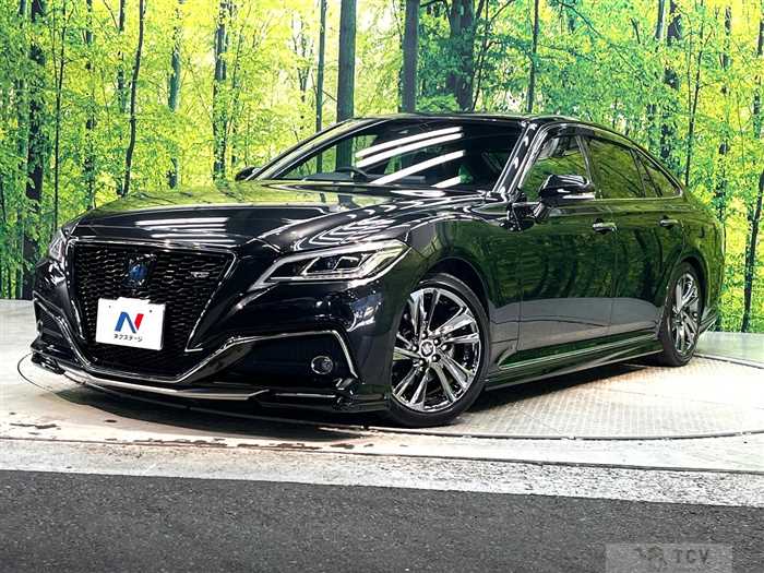 2020 Toyota Crown Hybrid