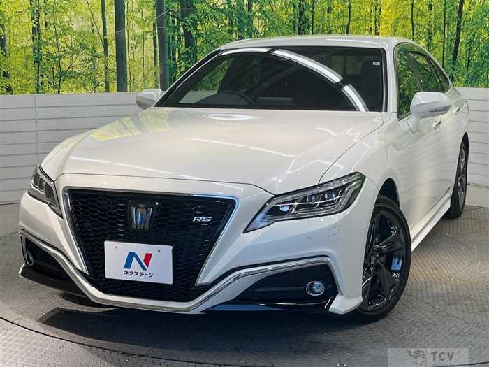 2020 Toyota Crown Hybrid
