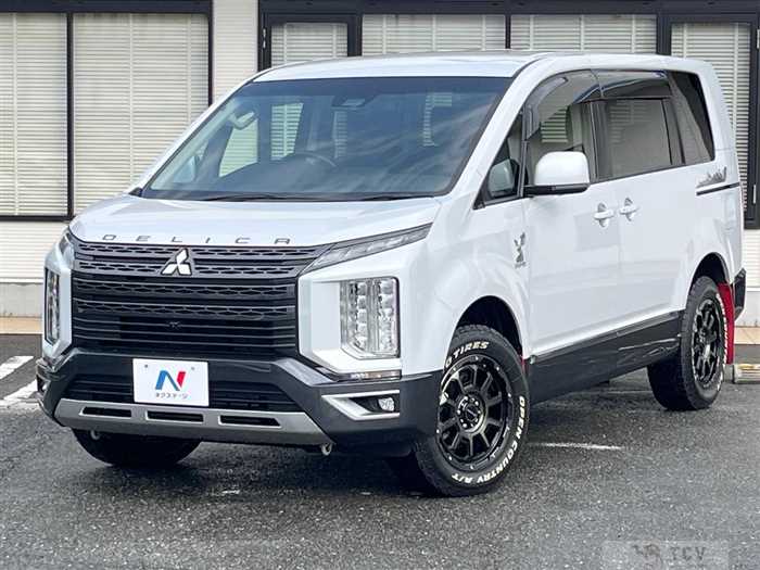 2022 Mitsubishi Delica D5