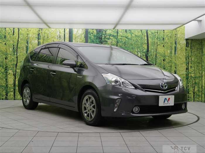 2014 Toyota PRIUS α