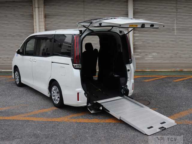 2020 Toyota Noah