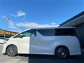 2015 Toyota Vellfire
