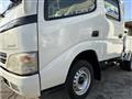 2004 Toyota Dyna Truck