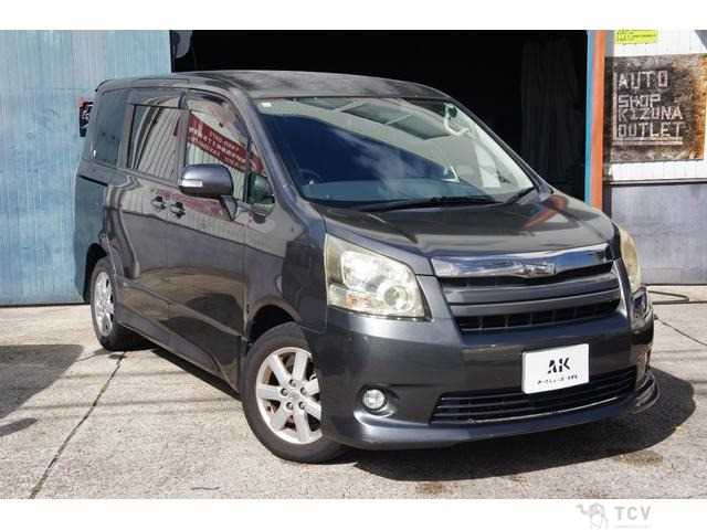 2007 Toyota Noah