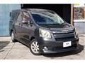2007 Toyota Noah