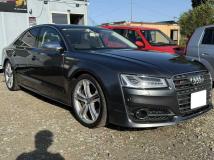 2015 Audi S8