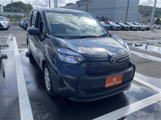 2022 Toyota Sienta