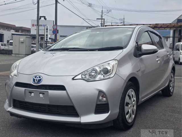 2013 Toyota AQUA