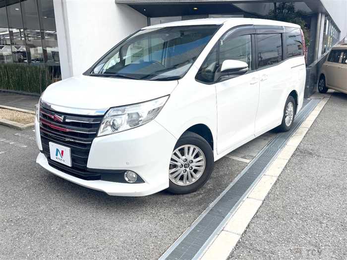 2014 Toyota Noah