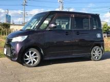 2010 Nissan ROOX