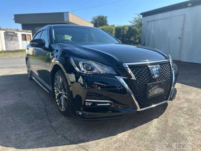 2018 Toyota Crown Athlete Series