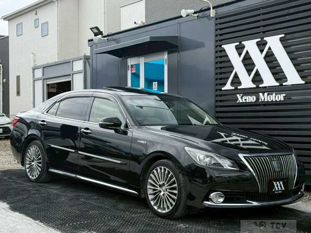 2015 Toyota Crown Majesta