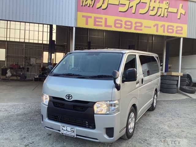 2022 Toyota Hiace Van