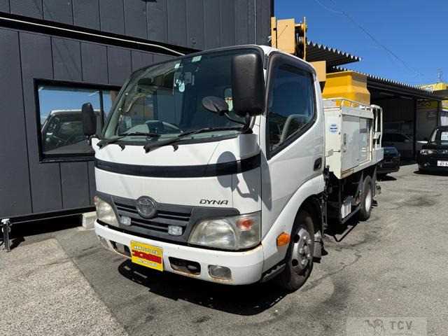 2011 Toyota Dyna Truck