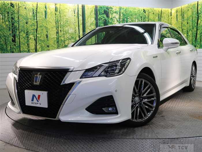 2016 Toyota Crown Hybrid