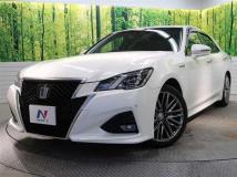 2016 Toyota Crown Hybrid